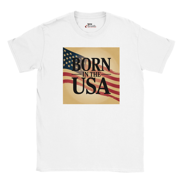 Unisex T‑shirt with bold ‘Born in the USA’ text print